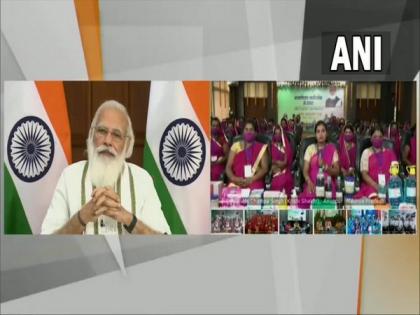 PM Modi participates in 'Atmanirbhar Narishakti se Samvad', interacts with women SHG members | PM Modi participates in 'Atmanirbhar Narishakti se Samvad', interacts with women SHG members