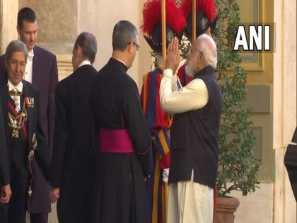 G20 Summit: PM Modi departs from Vatican City after his meeting with Pope Francis | G20 Summit: PM Modi departs from Vatican City after his meeting with Pope Francis