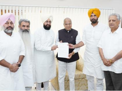 Punjab Cong seeks Rs 10K cr from Centre to cope with flood | Punjab Cong seeks Rs 10K cr from Centre to cope with flood Punjab Cong seeks Rs 10K cr from Centre to cope with flood | Punjab Cong seeks Rs 10K cr from Centre to cope with flood