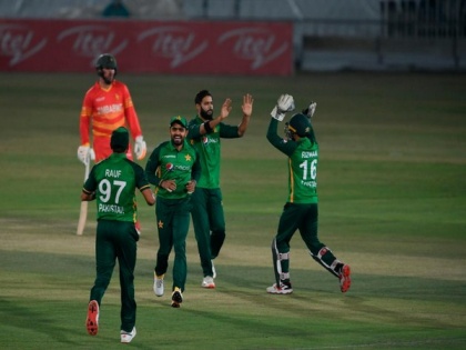 Shaheen, Wahab shine in Pakistan's 26-run win over Zimbabwe in 1st ODI | Shaheen, Wahab shine in Pakistan's 26-run win over Zimbabwe in 1st ODI
