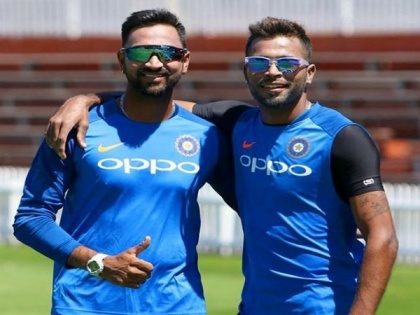 Pandya brothers urge everyone to stay at home to contain COVID-19 | Pandya brothers urge everyone to stay at home to contain COVID-19