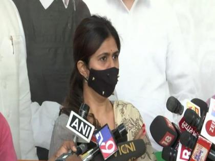 Thackeray's relations with Pawar, Gandhi became good after forming MVA govt: Pankaja Munde | Thackeray's relations with Pawar, Gandhi became good after forming MVA govt: Pankaja Munde