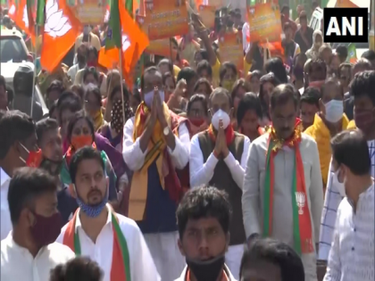 Pari murder case: BJP launches 'padayatra' demanding CBI probe, resignation of Minister Arun Sahoo | Pari murder case: BJP launches 'padayatra' demanding CBI probe, resignation of Minister Arun Sahoo Pari murder case: BJP launches 'padayatra' demanding CBI probe, resignation of Minister Arun Sahoo | Pari murder case: BJP launches 'padayatra' demanding CBI probe, resignation of Minister Arun Sahoo