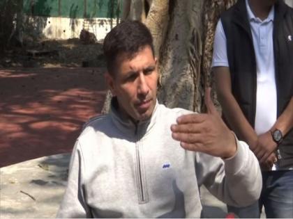 Mahatma's statue will be installed in 1400 colleges, says MP Minister | Mahatma's statue will be installed in 1400 colleges, says MP Minister