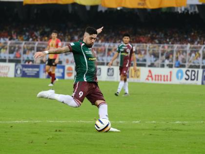 132nd Durand Cup: 10-man Mohun Bagan beat archrivals East Bengal, crowned champions | 132nd Durand Cup: 10-man Mohun Bagan beat archrivals East Bengal, crowned champions