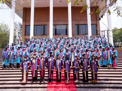 Alliance University confers degrees to over 4,500 students at its Convocation 2021 | Alliance University confers degrees to over 4,500 students at its Convocation 2021
