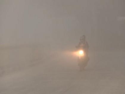 Lahore's air pollution reaches 'hazardous' level | Lahore's air pollution reaches 'hazardous' level Lahore's air pollution reaches 'hazardous' level | Lahore's air pollution reaches 'hazardous' level