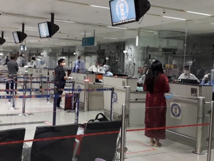 Hyderabad International Airport facilitates first Vande Bharat evacuation flight from Kuwait to Hyderabad | Hyderabad International Airport facilitates first Vande Bharat evacuation flight from Kuwait to Hyderabad