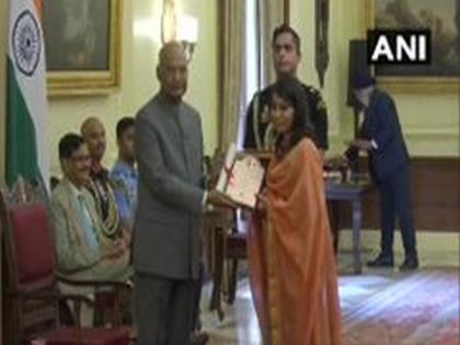 President confers Lalit Kala Akademi Awards on 15 artists | President confers Lalit Kala Akademi Awards on 15 artists