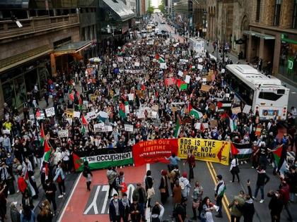 March in support of Palestine organized in New York's Brooklyn | March in support of Palestine organized in New York's Brooklyn