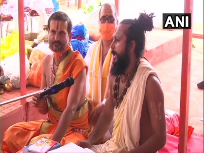 Four-phased Ramarchan puja begins in Ayodhya to invoke gods, goddesses | Four-phased Ramarchan puja begins in Ayodhya to invoke gods, goddesses
