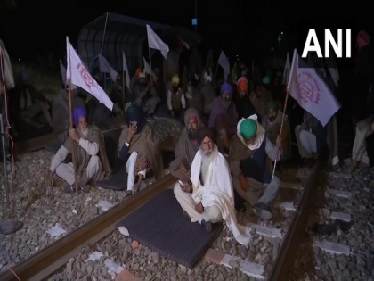 Passenger train halted at Beas railway station as farmers' union blocks tracks in Amritsar | Passenger train halted at Beas railway station as farmers' union blocks tracks in Amritsar