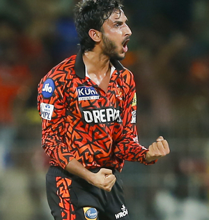 Cummins believes ‘Vettori’s choice to use left-arm spinners’ toppled Rajasthan in Qualifier 2 | Cummins believes ‘Vettori’s choice to use left-arm spinners’ toppled Rajasthan in Qualifier 2