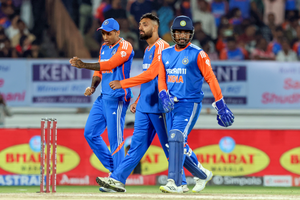Asia Cup: Suryakumar withdraws stump-out appeal against SIddique in opener | Asia Cup: Suryakumar withdraws stump-out appeal against SIddique in opener