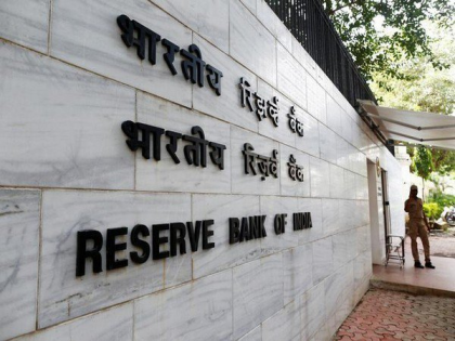 RBI to transfer Rs 99,122 crore surplus to govt | RBI to transfer Rs 99,122 crore surplus to govt