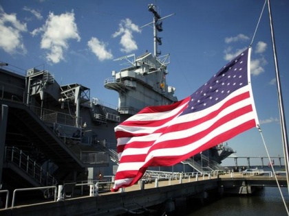 US warship irks China, sails through SCS | US warship irks China, sails through SCS