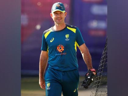 Ponting practices at net session ahead of Bushfire Bash | Ponting practices at net session ahead of Bushfire Bash