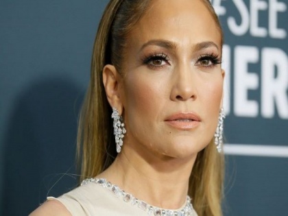 Jennifer Lopez to launch makeup, skincare line | Jennifer Lopez to launch makeup, skincare line