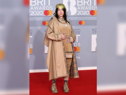 Billie Eilish says she 'can't win' after being criticised for swimsuit post | Billie Eilish says she 'can't win' after being criticised for swimsuit post
