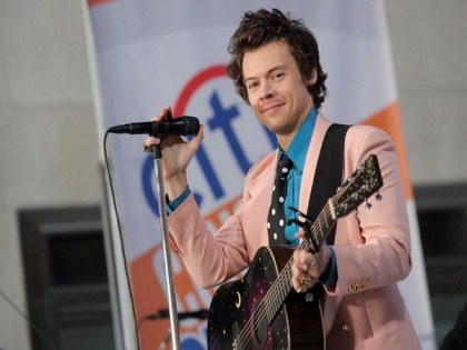 Harry Styles encourages fans to find 'moments of happiness' amid COVID-19 pandemic | Harry Styles encourages fans to find 'moments of happiness' amid COVID-19 pandemic