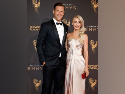 Julianne Hough files for divorce from Brooks Laich five months after separation: reports | Julianne Hough files for divorce from Brooks Laich five months after separation: reports