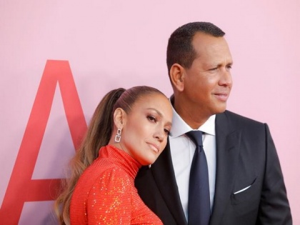 Jennifer Lopez, Alex Rodriguez workout together before Florida's stay-at-home order goes into effect | Jennifer Lopez, Alex Rodriguez workout together before Florida's stay-at-home order goes into effect