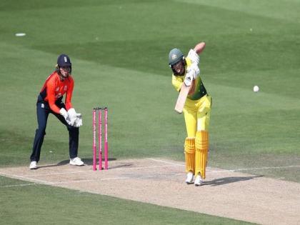 Ellyse Perry - the first cricketer to reach 1000 runs, 100 wickets in T20Is | Ellyse Perry - the first cricketer to reach 1000 runs, 100 wickets in T20Is