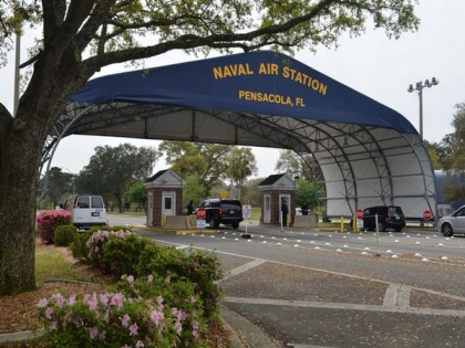 4 dead, 7 injured in Florida navy base shooting | 4 dead, 7 injured in Florida navy base shooting