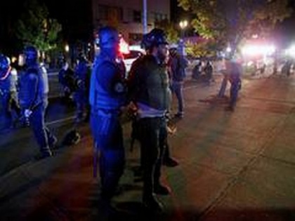 27 people arrested after another night of unrest in US' Portland | 27 people arrested after another night of unrest in US' Portland