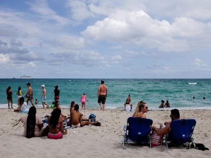 Miami Beach declares state of emergency over large gatherings of spring breakers | Miami Beach declares state of emergency over large gatherings of spring breakers
