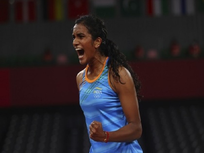 Indonesia Open: Sindhu sails into quarters after beating Germany's Yvonne Li | Indonesia Open: Sindhu sails into quarters after beating Germany's Yvonne Li