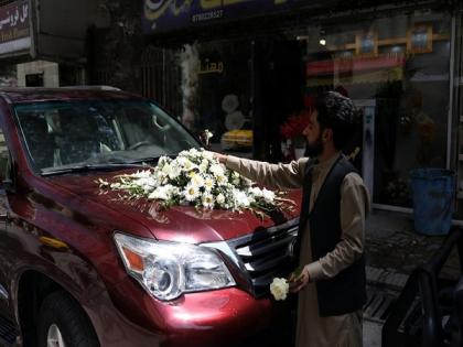 70 Afghan couples marry in Kabul's mass wedding | 70 Afghan couples marry in Kabul's mass wedding