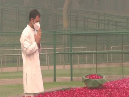 Rahul Gandhi pays tribute to his great grandfather Jawaharlal Nehru on his 131st birth anniversary | Rahul Gandhi pays tribute to his great grandfather Jawaharlal Nehru on his 131st birth anniversary