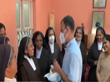 'Women much more powerful than men', Rahul Gandhi demonstrates Aikido in Kerala college | 'Women much more powerful than men', Rahul Gandhi demonstrates Aikido in Kerala college