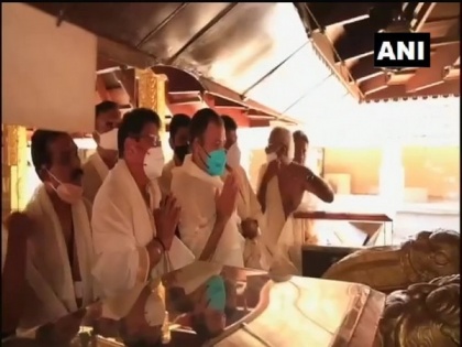 Rahul Gandhi offers prayers at Thirunelli temple in Wayanad | Rahul Gandhi offers prayers at Thirunelli temple in Wayanad