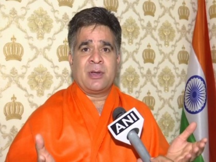 Article 370 abrogation brought peace in J-K, says Ravinder Raina | Article 370 abrogation brought peace in J-K, says Ravinder Raina