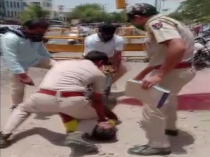 Rajasthan cops thrash man in Jodhpur after heated argument over not wearing mask | Rajasthan cops thrash man in Jodhpur after heated argument over not wearing mask