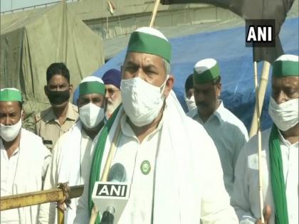 Farmers protest 'Black Day' at Ghaziabad; BKU leader Rakesh Tikait says will adhere to Covid-19 protocols | Farmers protest 'Black Day' at Ghaziabad; BKU leader Rakesh Tikait says will adhere to Covid-19 protocols