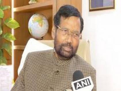 Ram Vilas Paswan thanks FCI workers for timely delivery of grains amid COVID-19 lockdown | Ram Vilas Paswan thanks FCI workers for timely delivery of grains amid COVID-19 lockdown