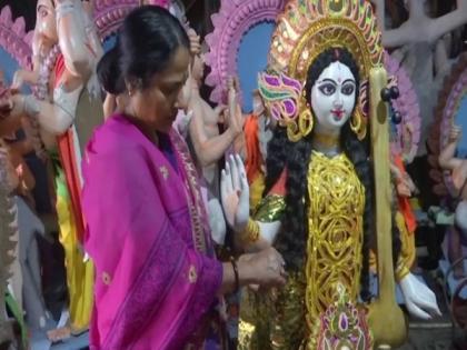 Jharkhand's first woman idol maker continues her late husband's business | Jharkhand's first woman idol maker continues her late husband's business