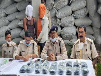 Two arrested with 17 kg opium, 1,860 kg poppy husk | Two arrested with 17 kg opium, 1,860 kg poppy husk