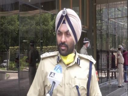 Suspected thief brutally beaten in Delhi, succumbs to injuries in hospital | Suspected thief brutally beaten in Delhi, succumbs to injuries in hospital Suspected thief brutally beaten in Delhi, succumbs to injuries in hospital | Suspected thief brutally beaten in Delhi, succumbs to injuries in hospital