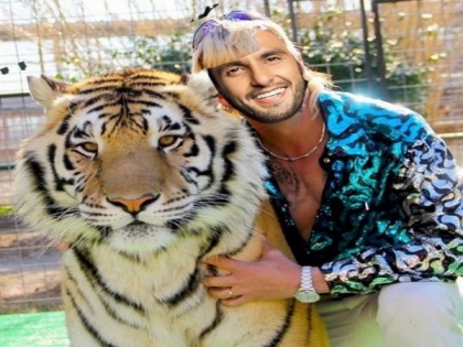 Ranveer Singh replaces 'Tiger King' star Joe Exotic in his new post! | Ranveer Singh replaces 'Tiger King' star Joe Exotic in his new post!