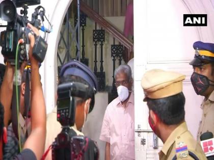 ED interrogates CM Raveendran for 13 hours in money laundering case | ED interrogates CM Raveendran for 13 hours in money laundering case ED interrogates CM Raveendran for 13 hours in money laundering case | ED interrogates CM Raveendran for 13 hours in money laundering case