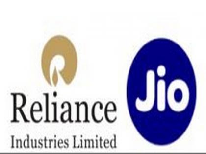 Facebook to invest Rs 43,574 crore in Reliance Jio,largest FDI in India's tech sector | Facebook to invest Rs 43,574 crore in Reliance Jio,largest FDI in India's tech sector Facebook to invest Rs 43,574 crore in Reliance Jio,largest FDI in India's tech sector | Facebook to invest Rs 43,574 crore in Reliance Jio,largest FDI in India's tech sector