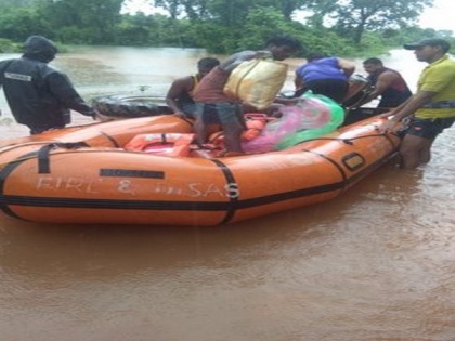 Odisha floods: Fire Service team rescues 115 persons, distribute relief materials in affected districts | Odisha floods: Fire Service team rescues 115 persons, distribute relief materials in affected districts