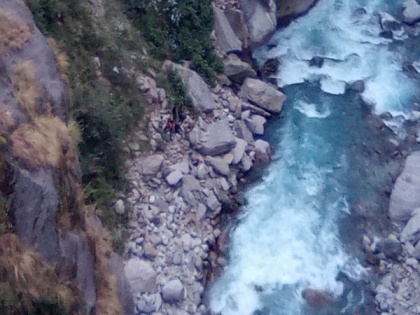 Alaknanda River is flowing at normal level, no alert issued, says Uttarakhand Police | Alaknanda River is flowing at normal level, no alert issued, says Uttarakhand Police