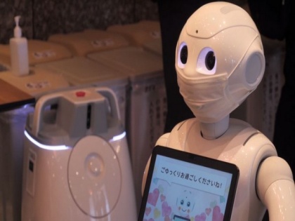 Tokyo metropolitan government unveils robots for use in hotels in fight against Covid-19 | Tokyo metropolitan government unveils robots for use in hotels in fight against Covid-19