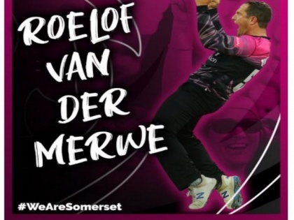 Roelof van der Merwe signs contract extension with Somerset | Roelof van der Merwe signs contract extension with Somerset