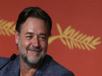 'Kids these days': Russell Crowe claps back at Twitter troll who criticised 'Master and Commander' | 'Kids these days': Russell Crowe claps back at Twitter troll who criticised 'Master and Commander'